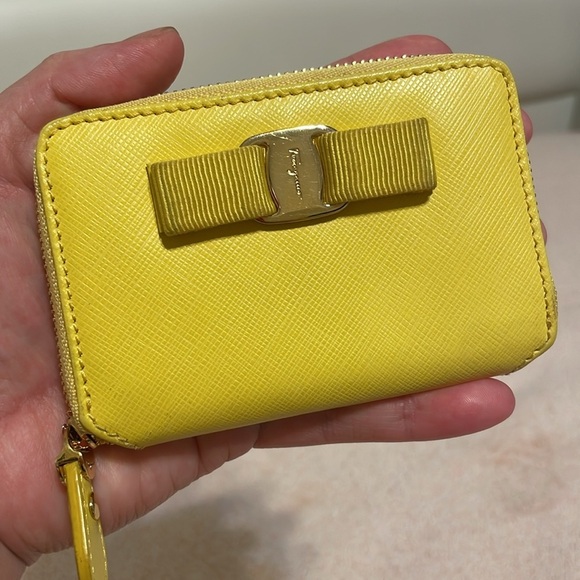 Salvatore Ferragamo Yellow Leather Coin Purse - Picture 12 of 12